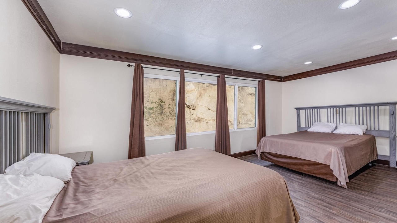 Photo of Bedroom in Oakhurst