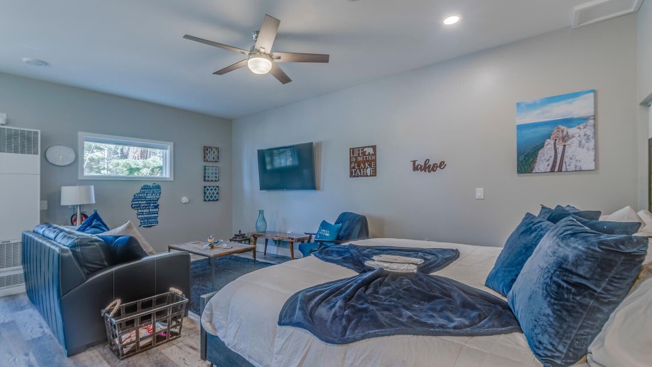 Photo of Bedroom in Lincoln Park