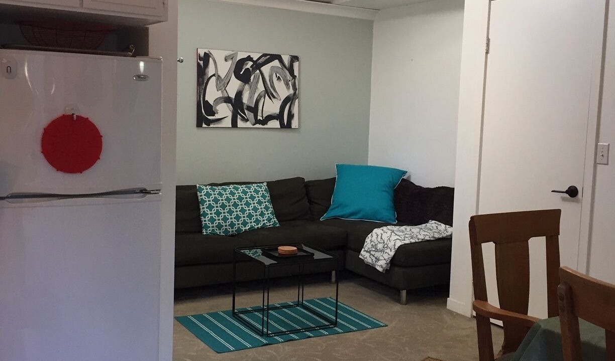 Photo of Livingroom in College Terrace