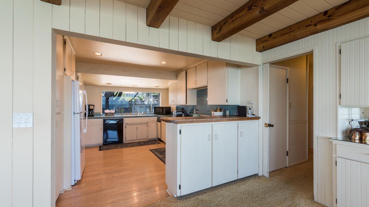 Photo of Kitchen in San Simeon