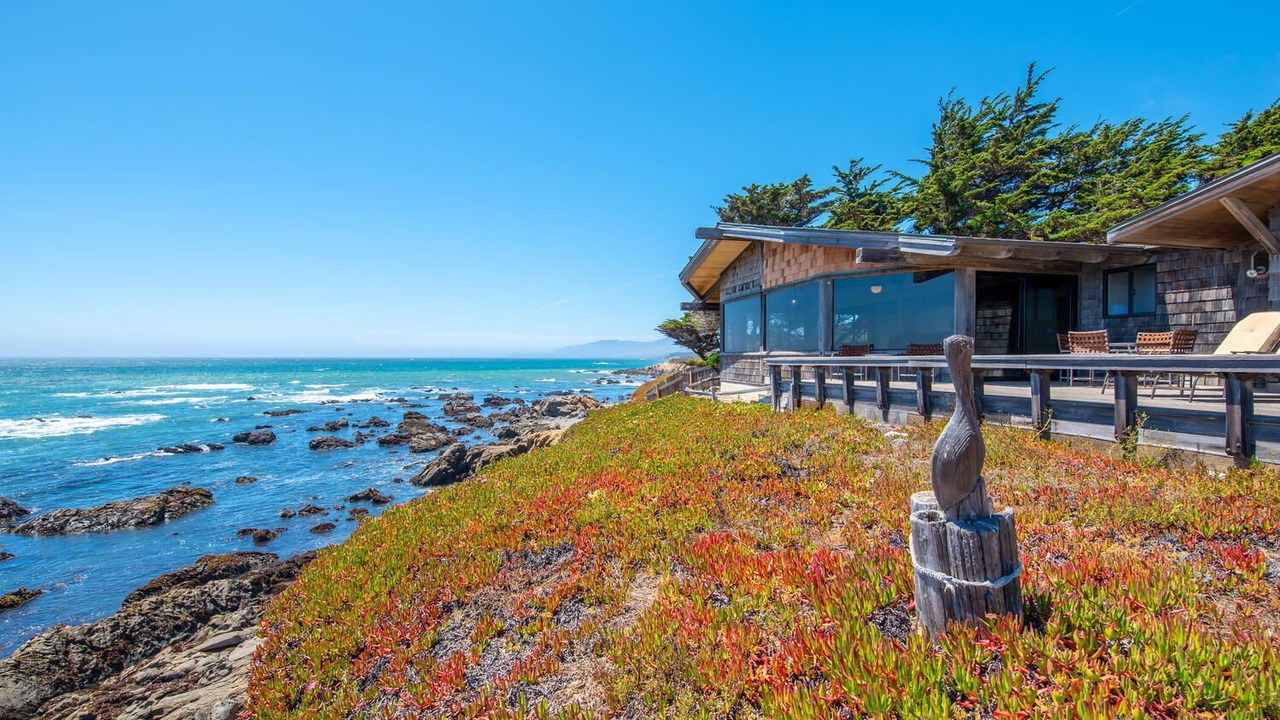 Photo of Patio Balcony in San Simeon