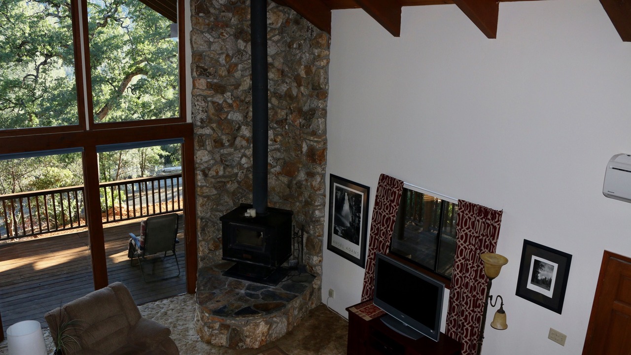 Photo of Livingroom in Midpines