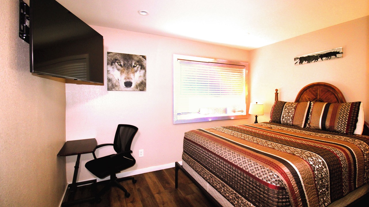 Photo of Bedroom in June Lake