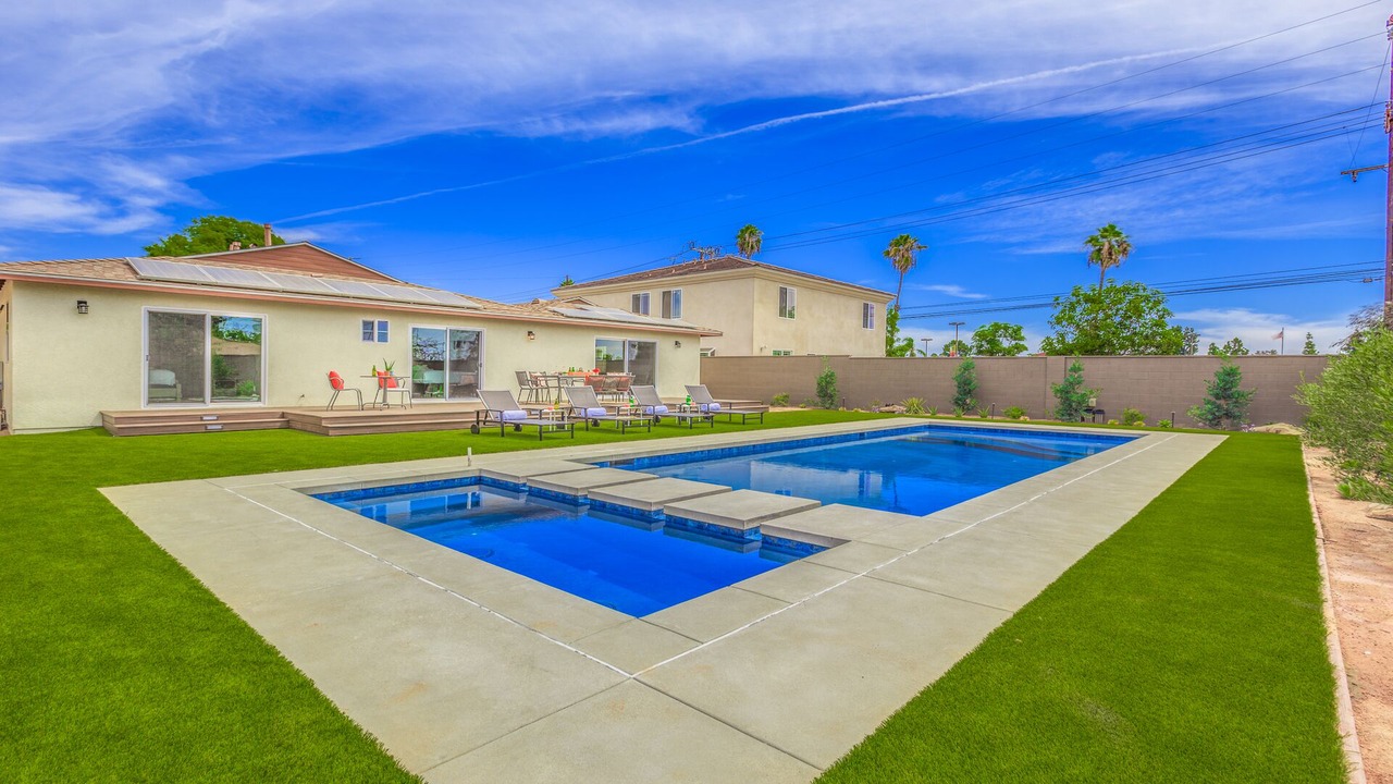 Photo of Outdoor in Hermosa Village