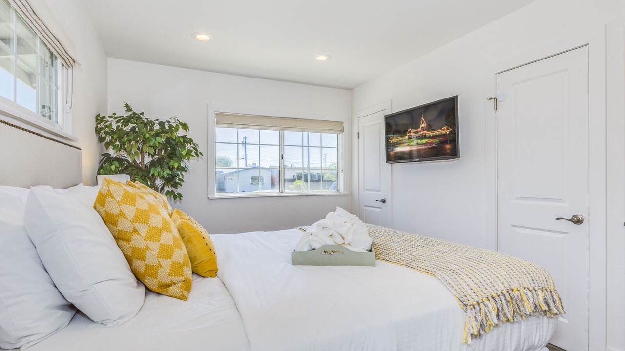 Photo of Bedroom in Hermosa Village