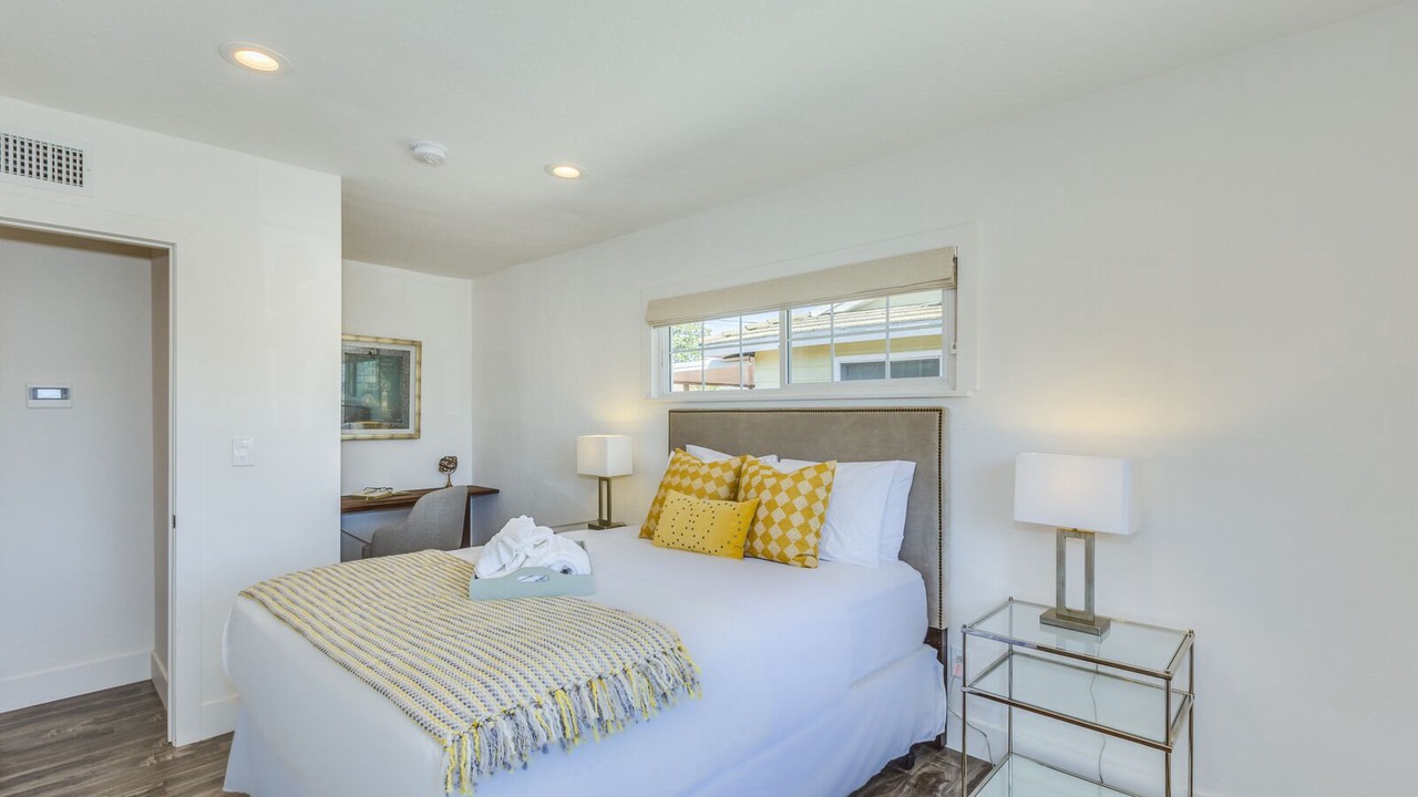 Photo of Bedroom in Hermosa Village