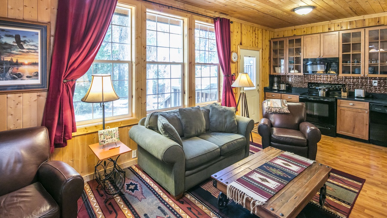 Photo of Livingroom in Fish Camp