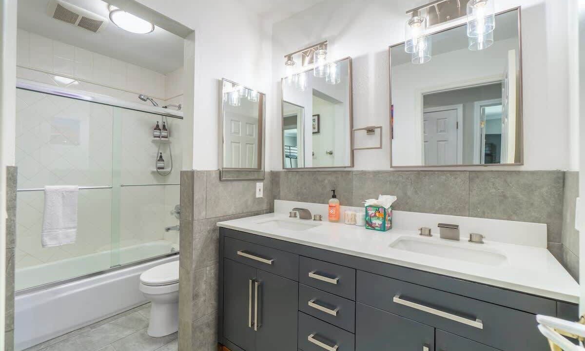 Photo of Bathroom in Reno