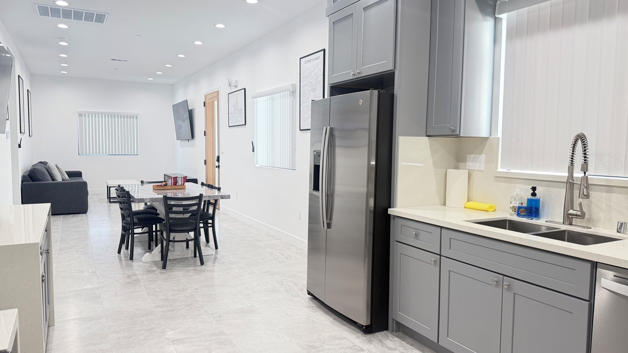 Photo of Kitchen in Midway City
