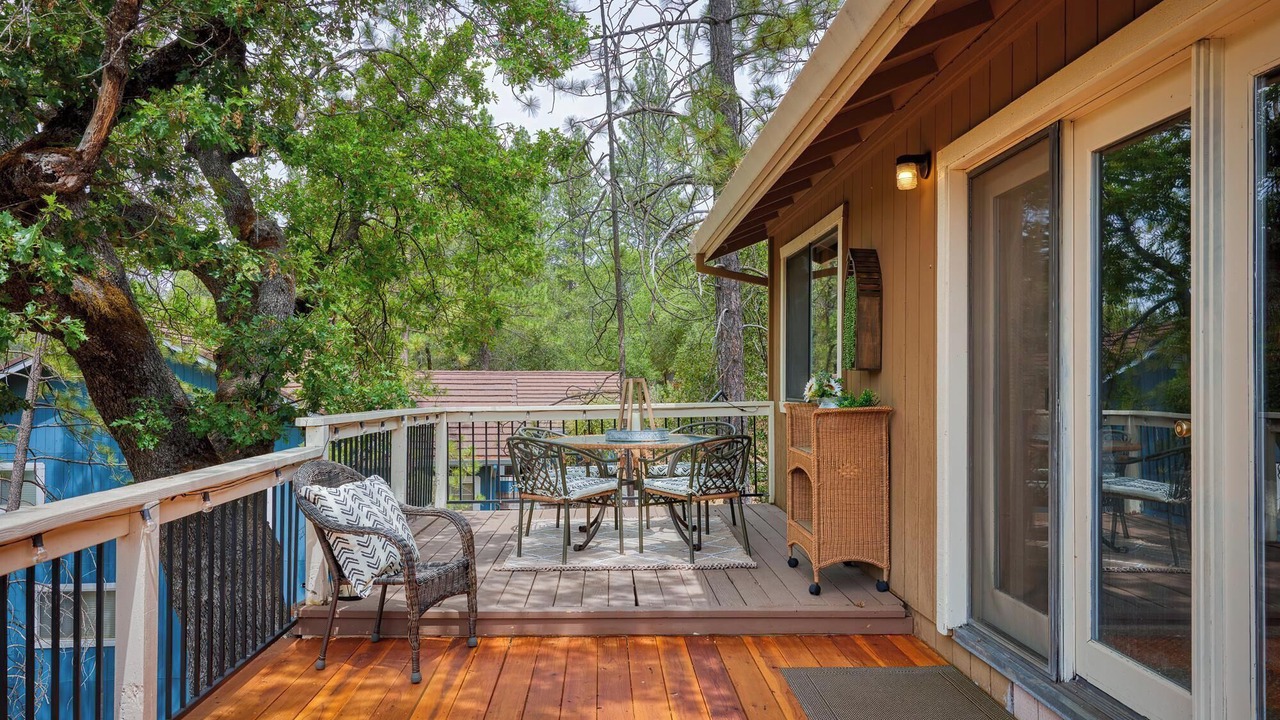 Photo of Outdoor in Groveland