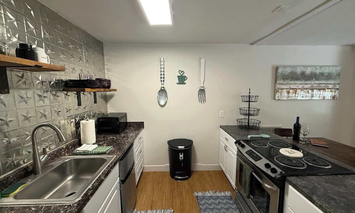 Photo of Kitchen in Shaver Lake