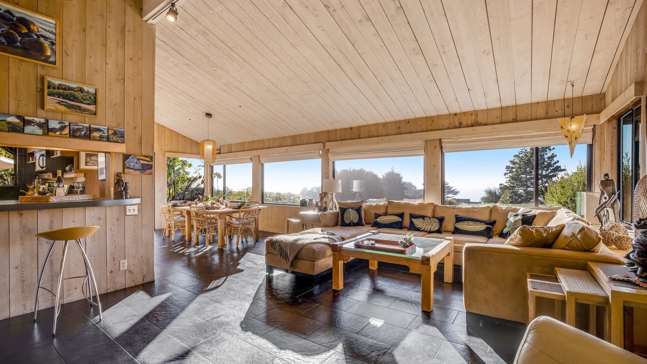 Photo of Bedroom in Sea Ranch