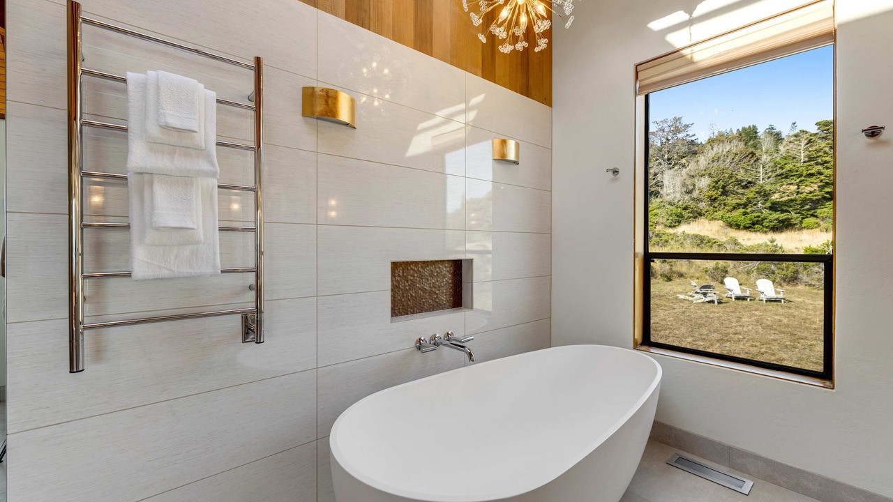 Photo of Bathroom in Sea Ranch