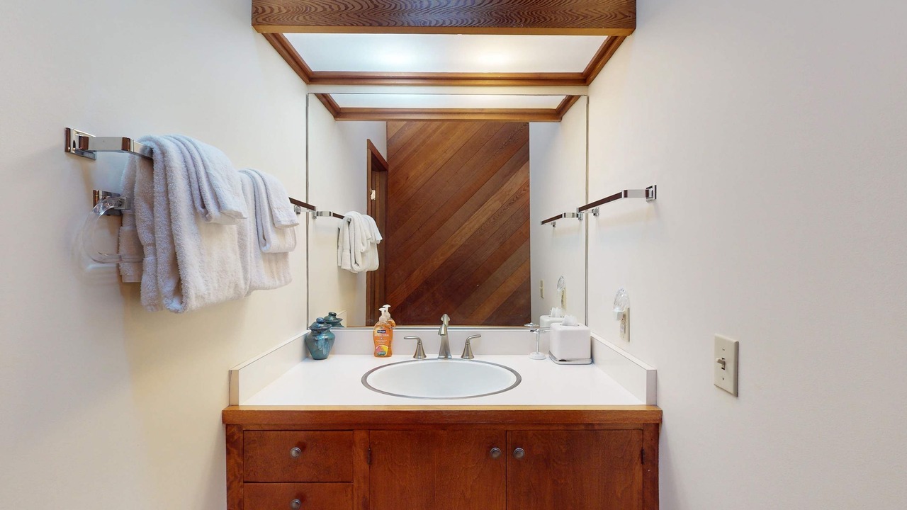 Photo of Bathroom in Sea Ranch