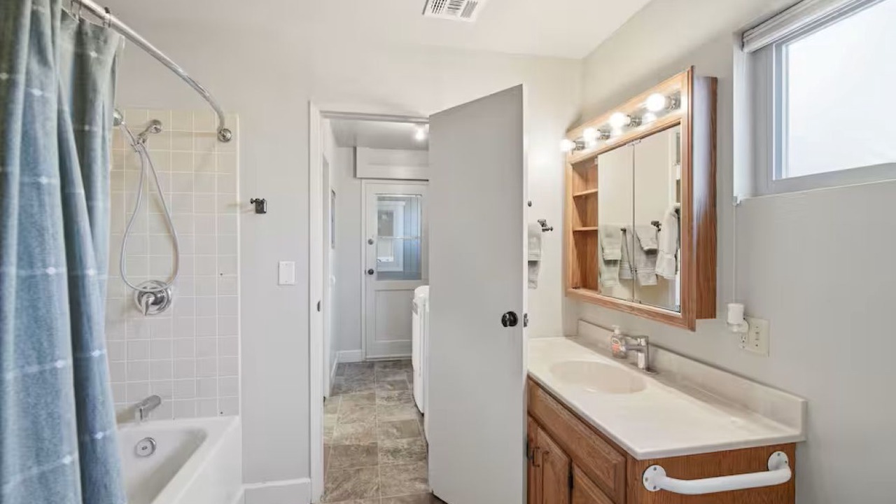 Photo of Bathroom in Oakhurst