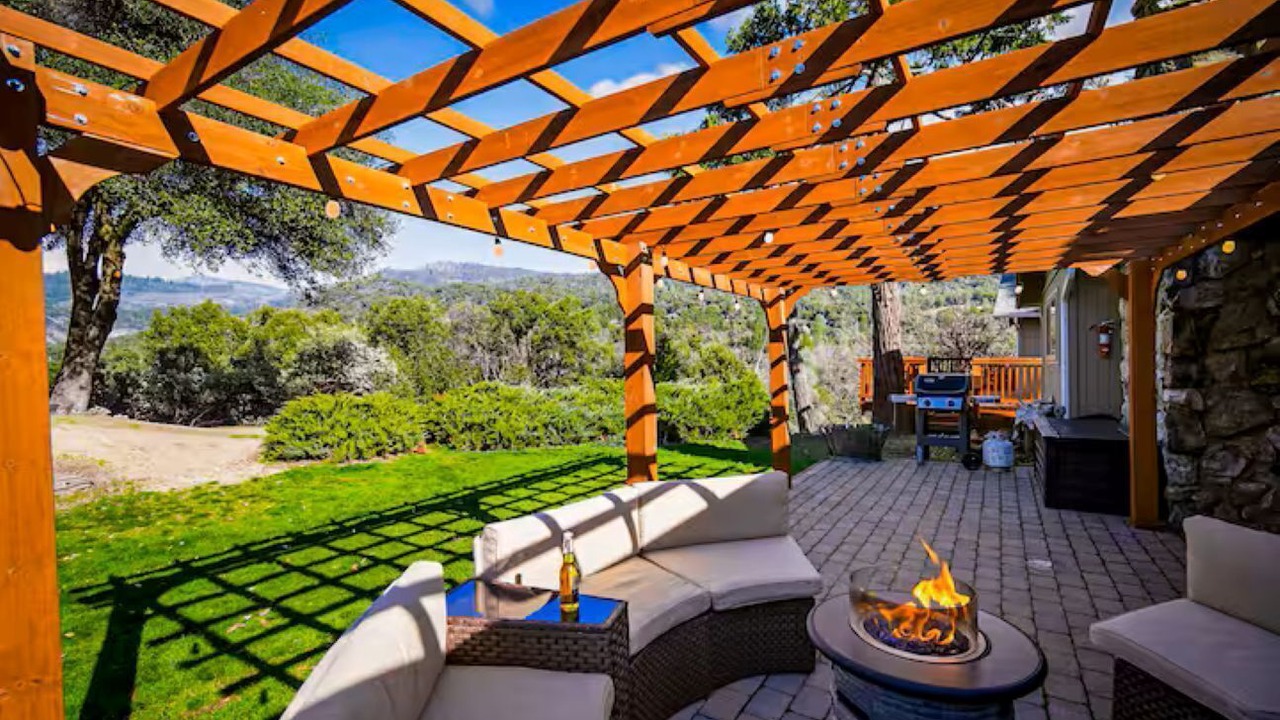 Photo of Patio Balcony in Oakhurst