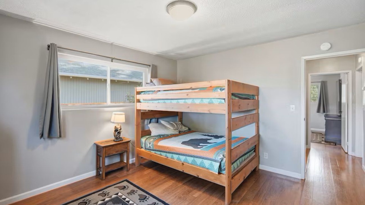 Photo of Bedroom in Oakhurst