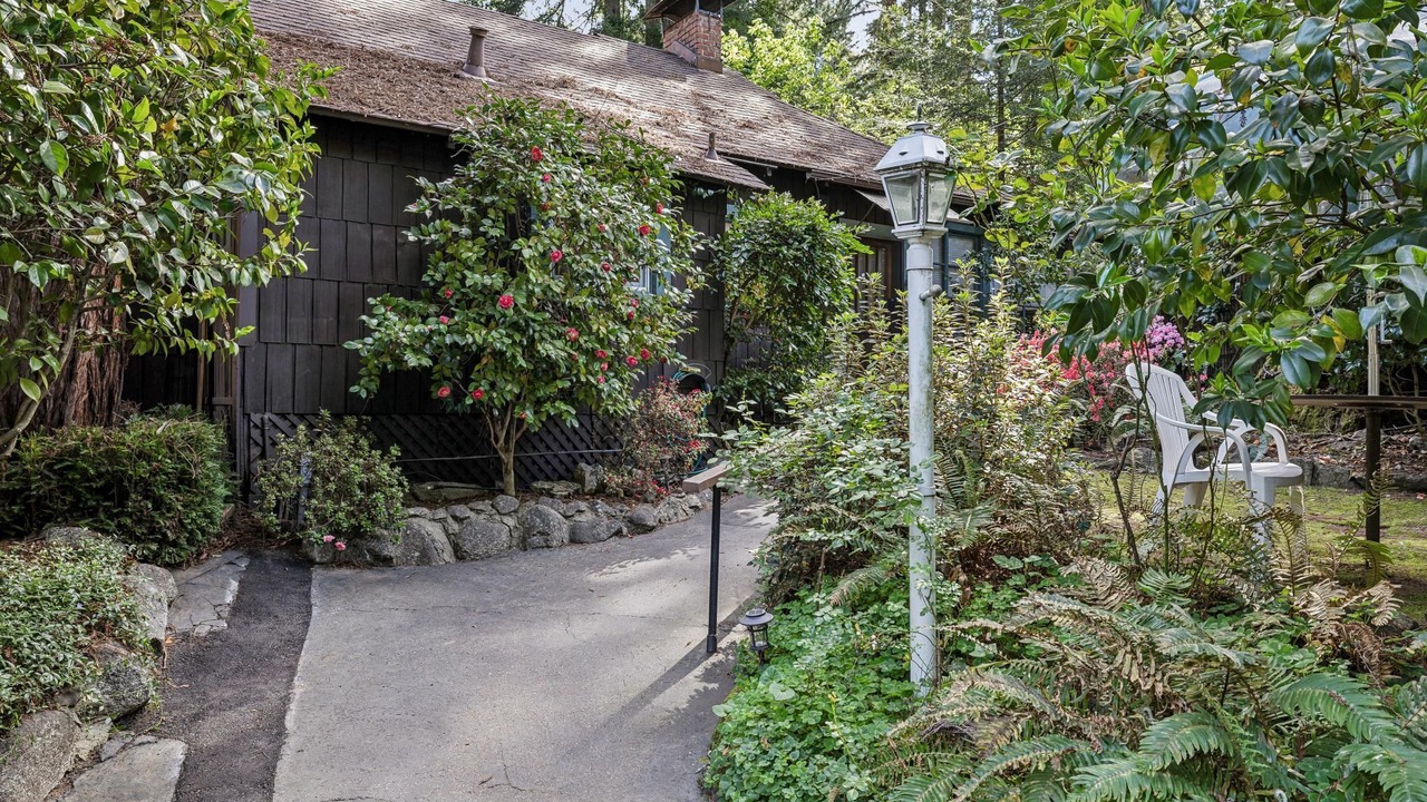 Photo of Outdoor in Brookdale