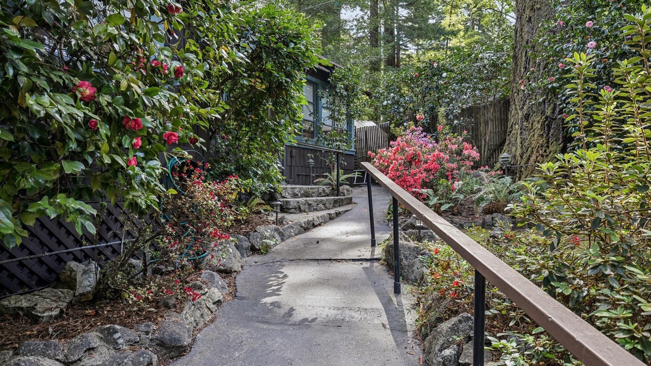 Photo of Outdoor in Brookdale
