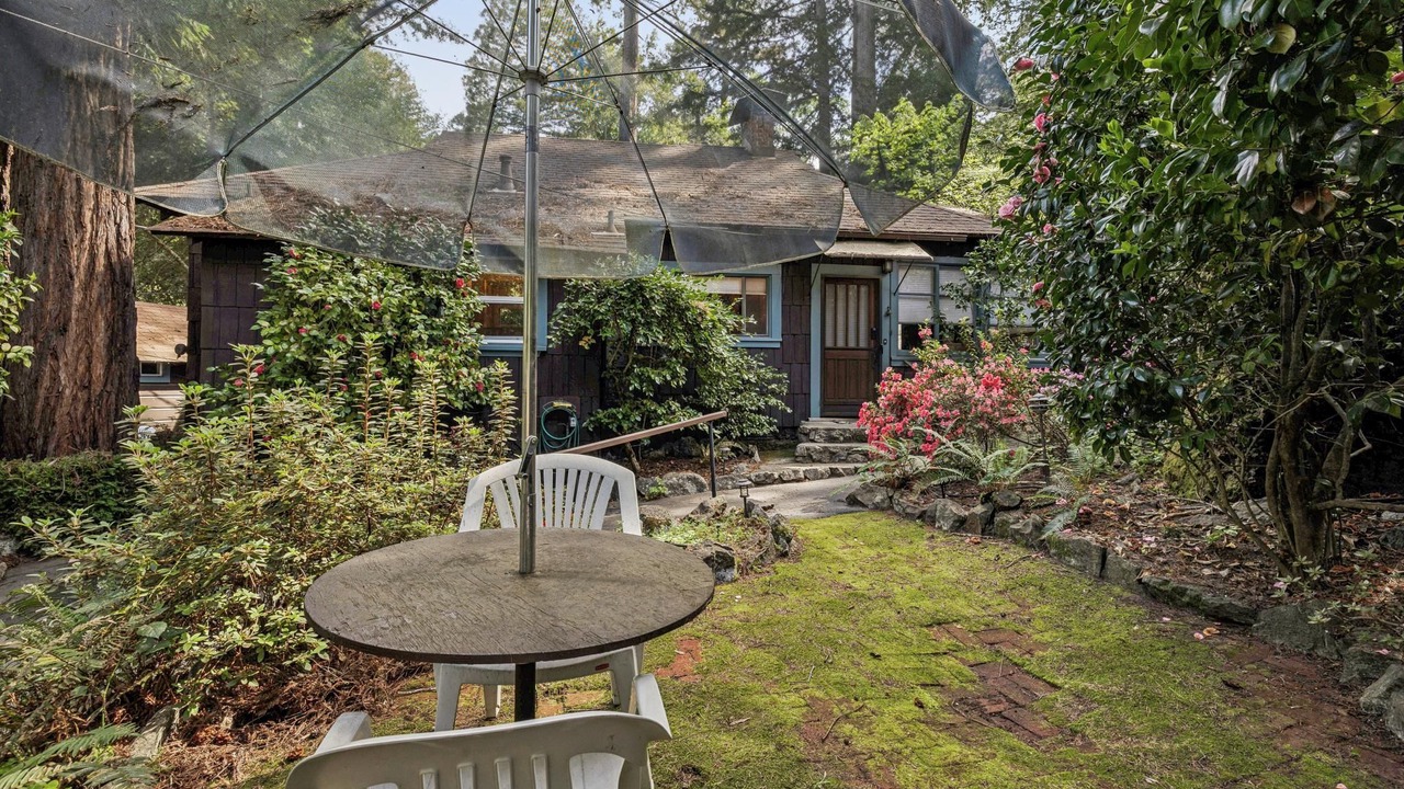 Photo of Outdoor in Brookdale