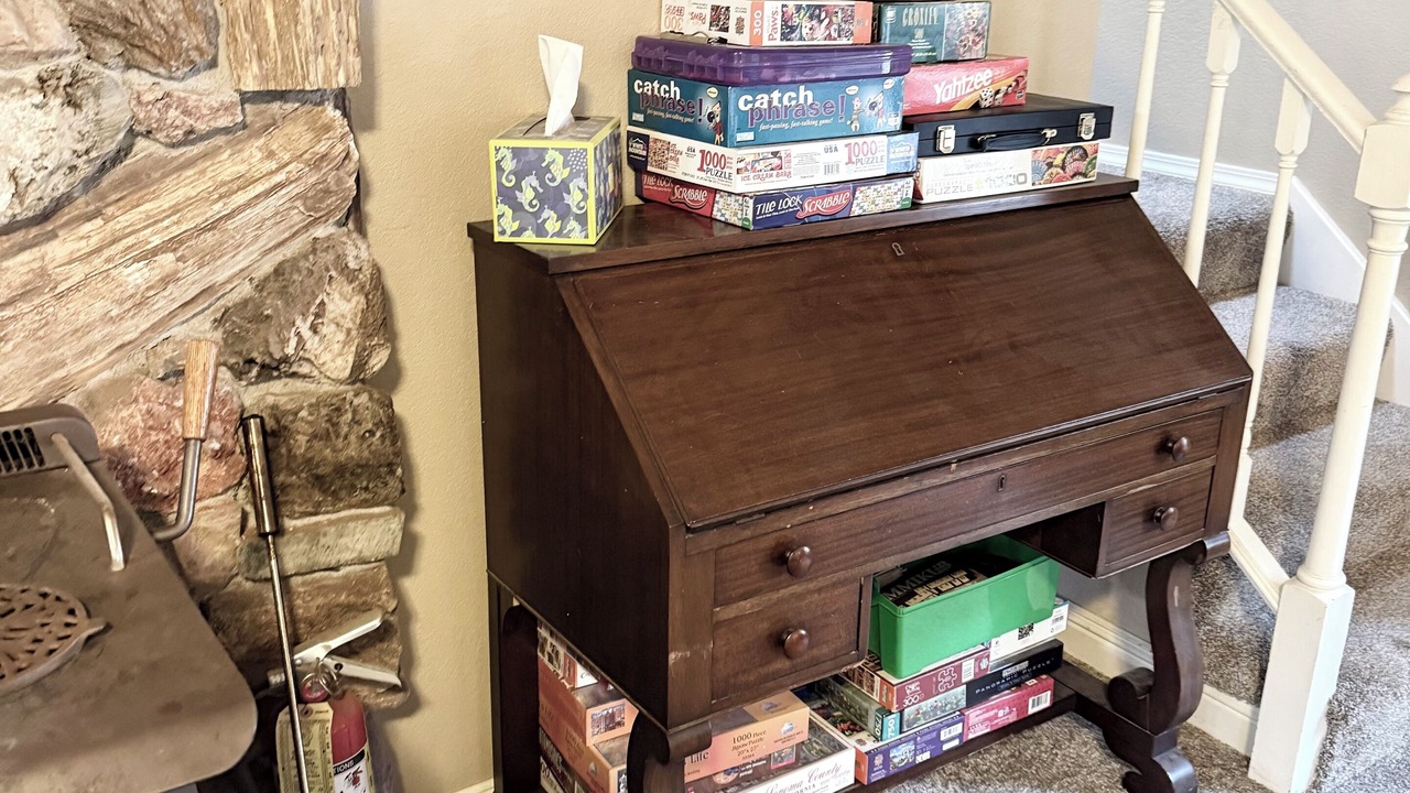 Photo of Bedroom in Hamilton Branch