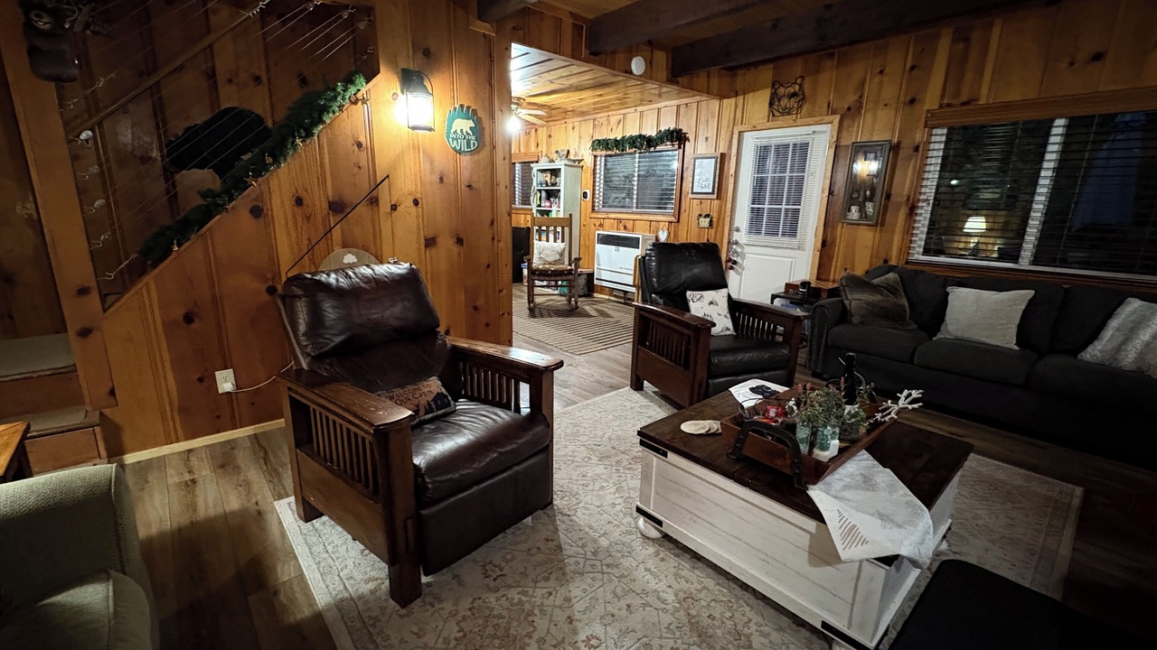 Photo of Livingroom in Sierra Cedars