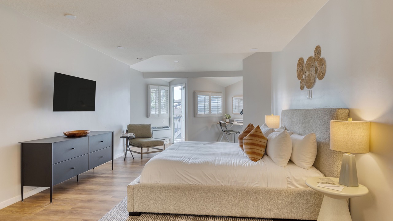 Photo of Bedroom in Laguna Beach