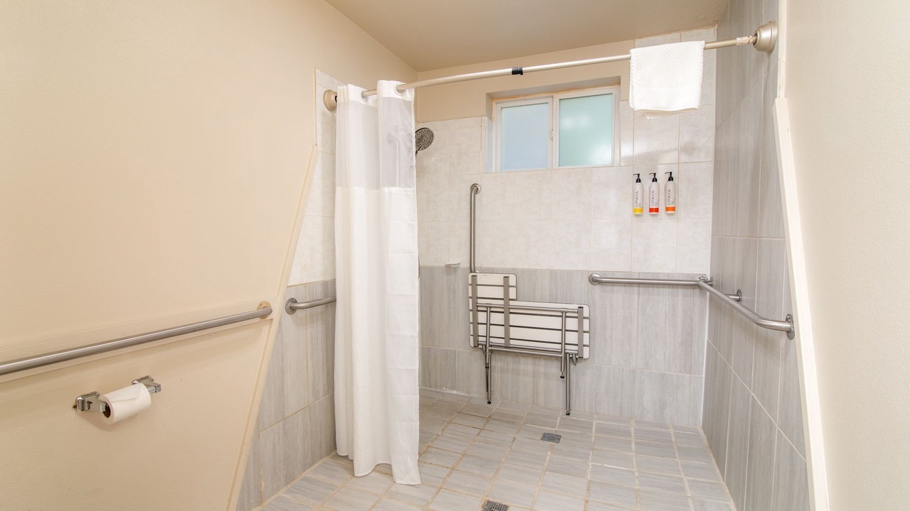 Photo of Bathroom in Apple Hill