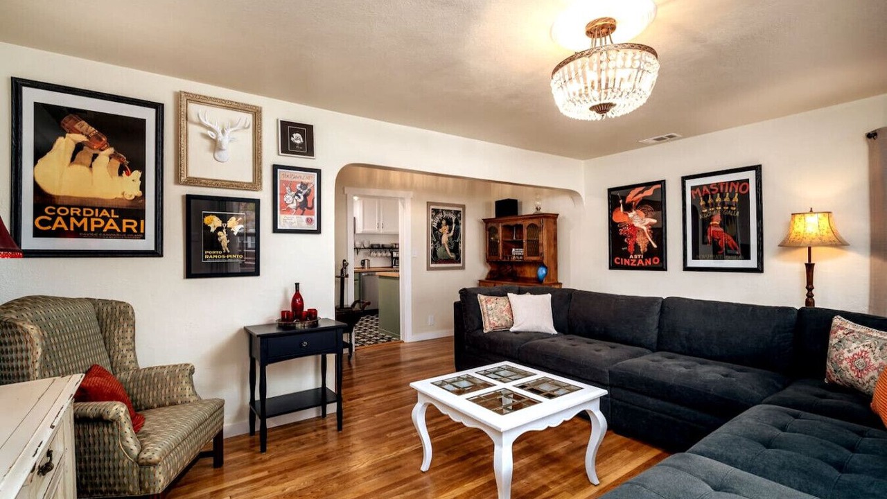 Photo of Livingroom in Murphys