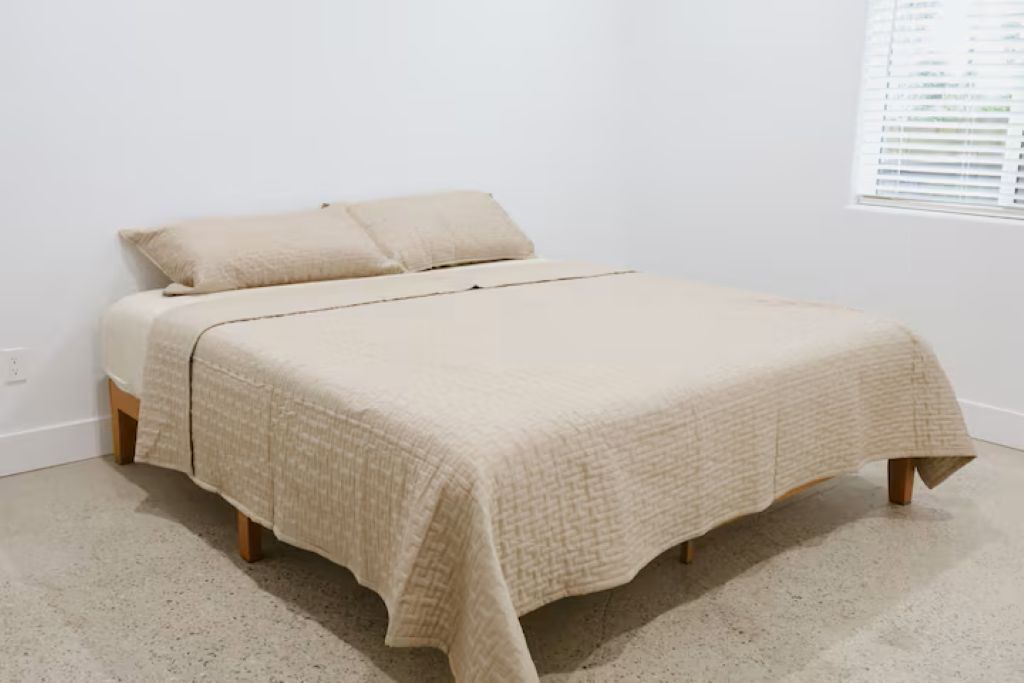 Photo of Bedroom in Woodlake