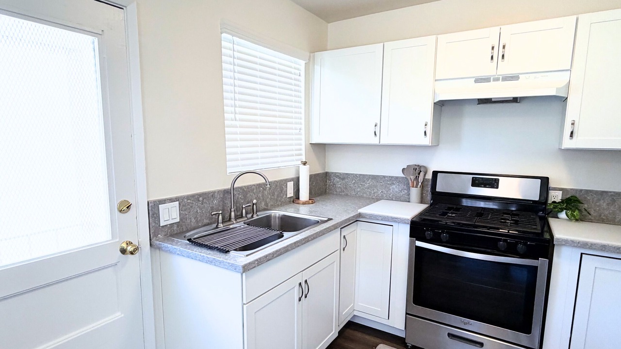 Photo of Kitchen in Mid-Wilshire