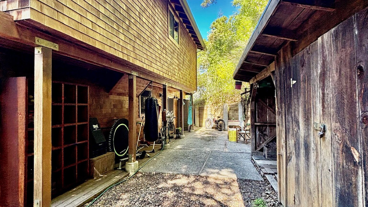 Photo of Outdoor in Forest Knolls