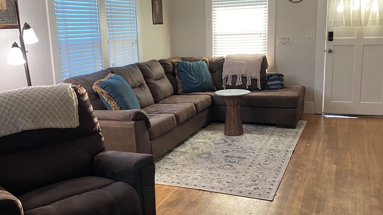 Photo of Livingroom in Exeter