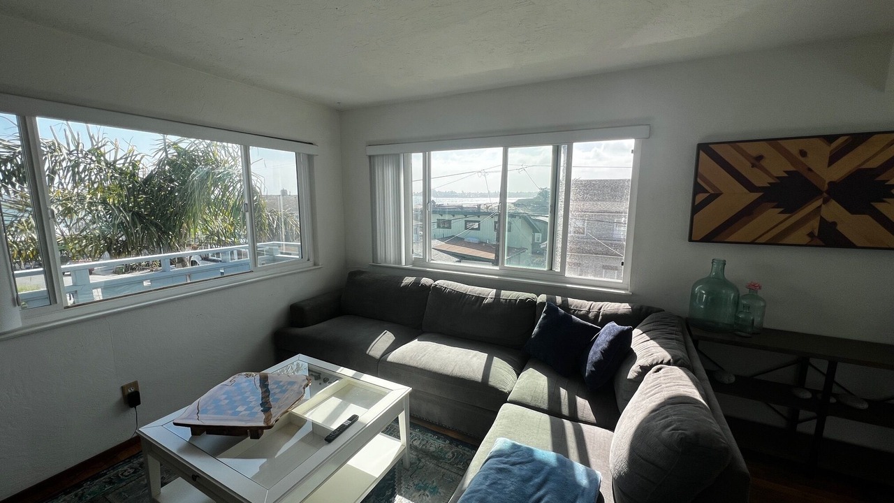 Photo of Livingroom in Seabright