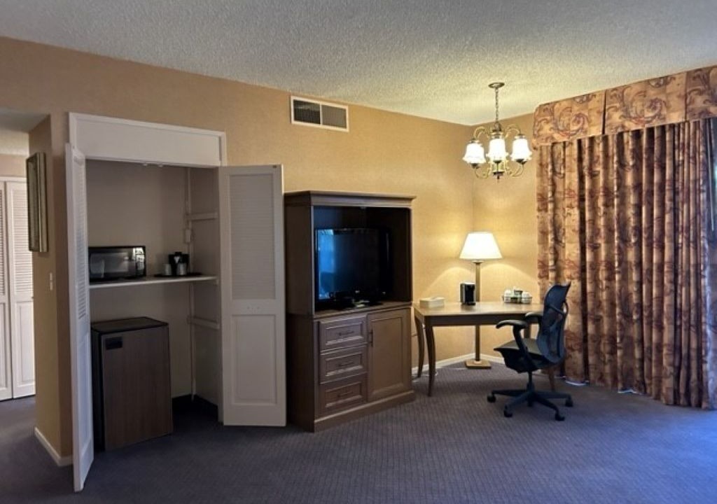 Photo of Bedroom in Raisin