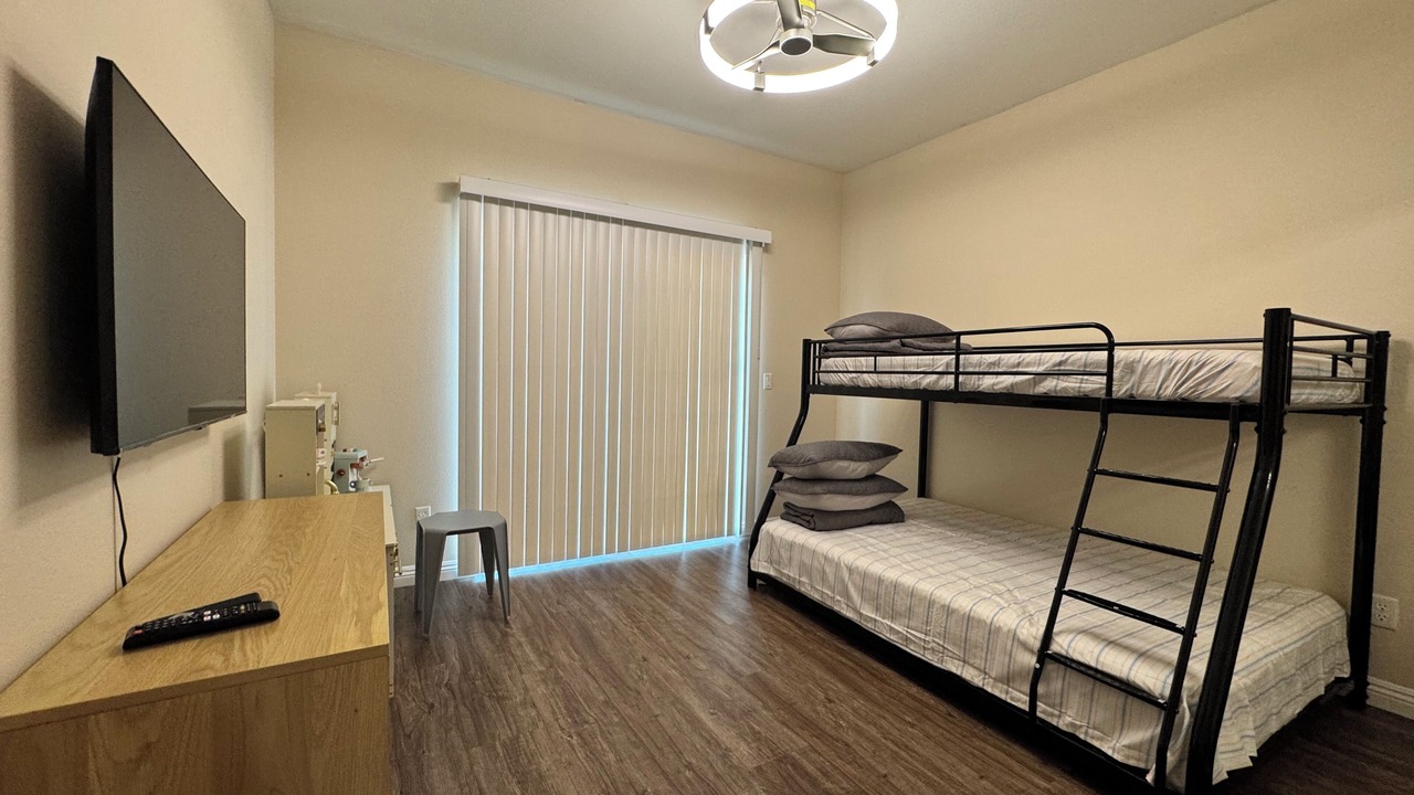 Photo of Bedroom in La Puente