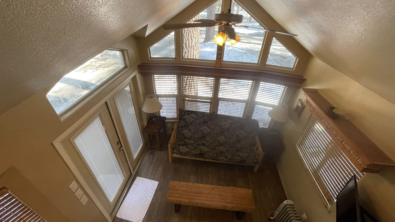 Photo of Livingroom in Tahoe Valley