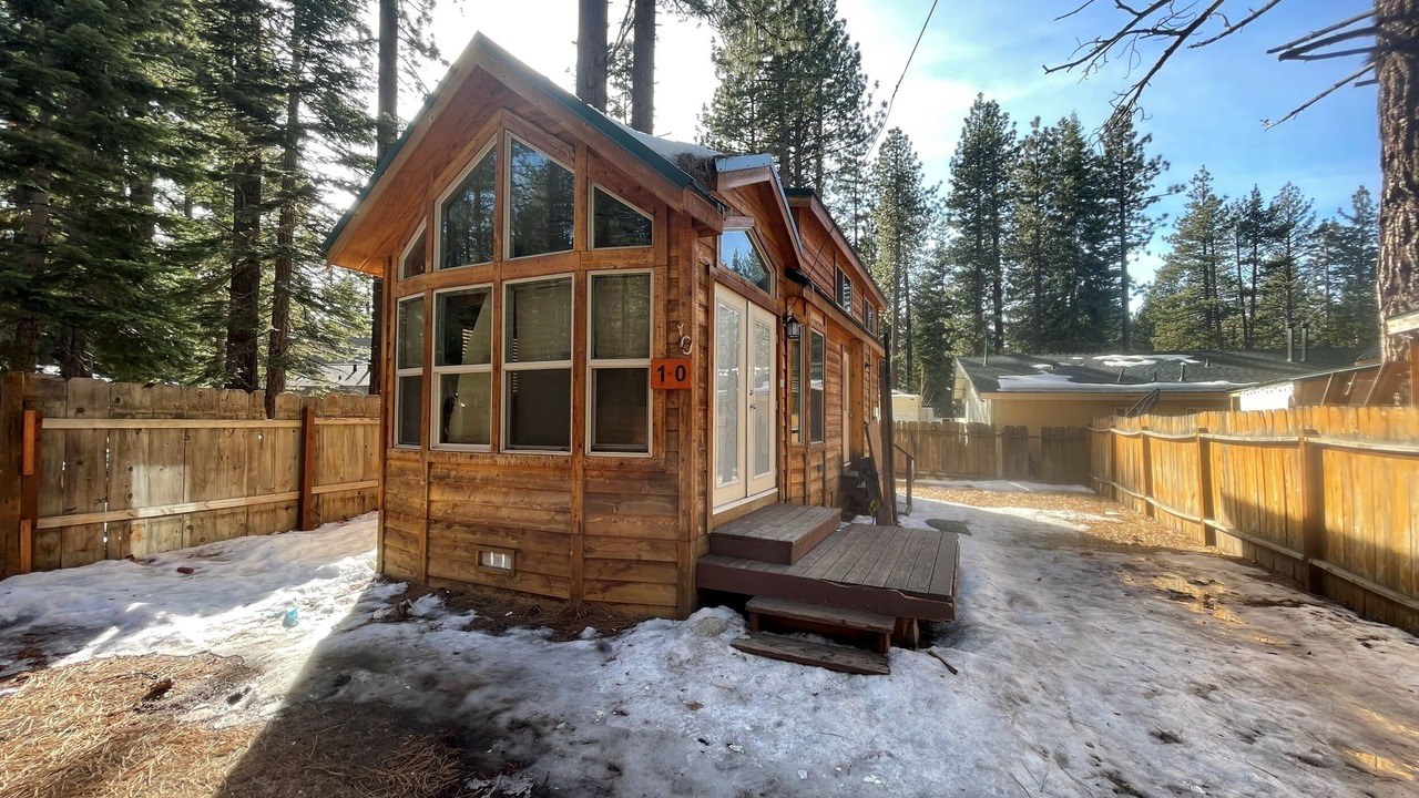 Photo of Outdoor in Tahoe Valley