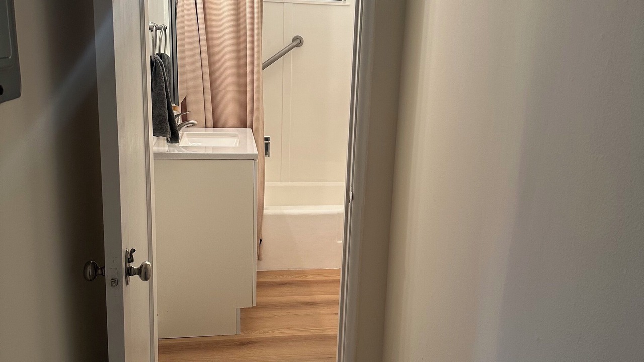 Photo of Bathroom in Oakmore
