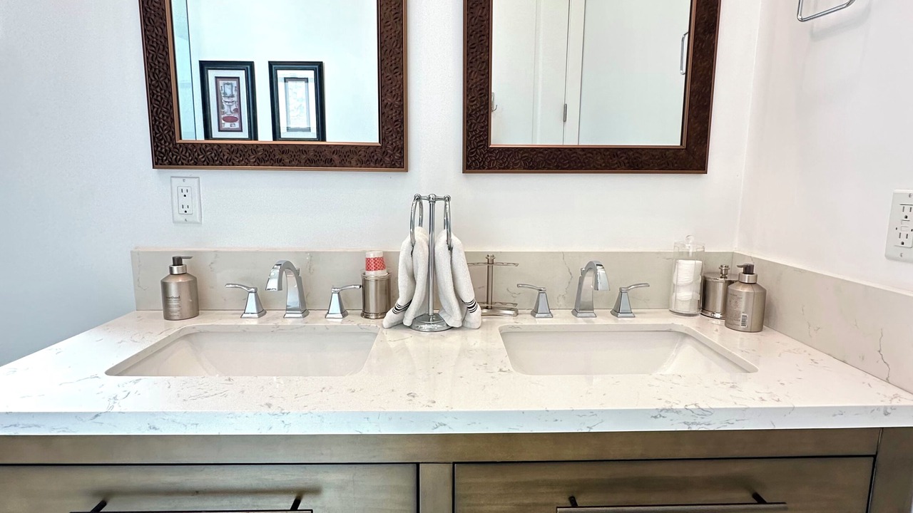 Photo of Bathroom in Lake Balboa