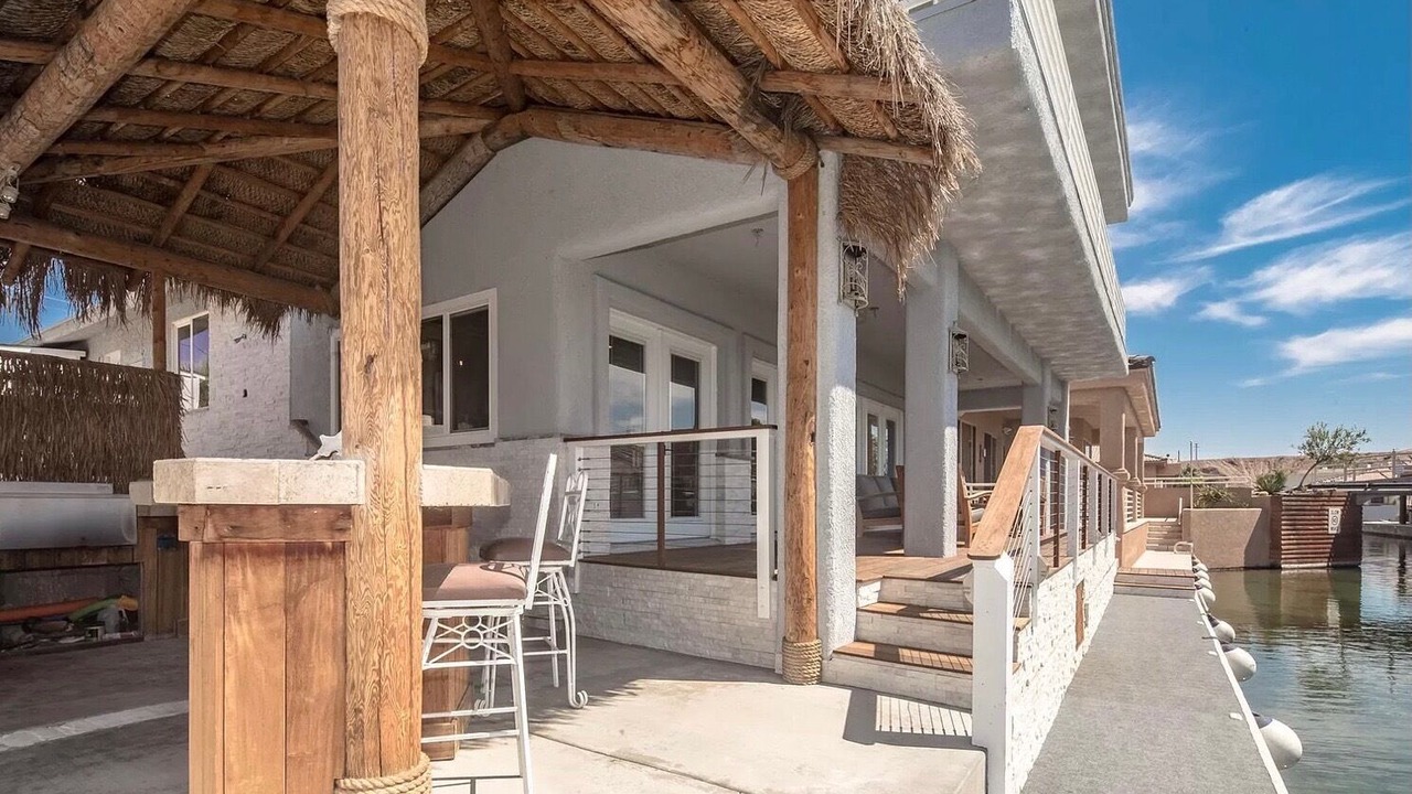 Photo of Patio Balcony in Moovalya Keys