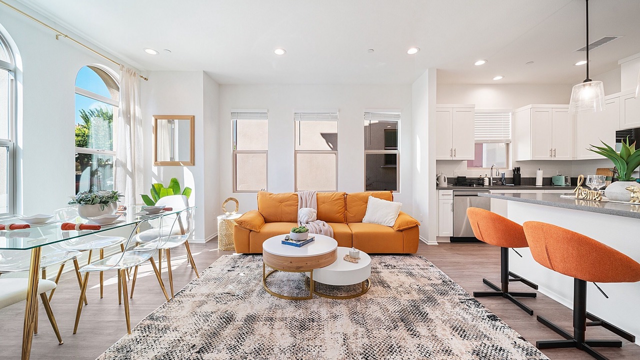 Photo of Livingroom in West Covina