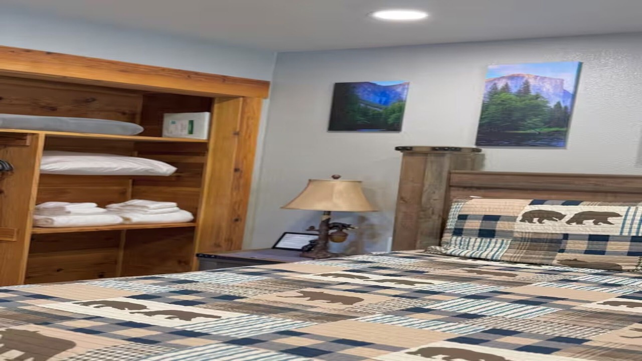 Photo of Bedroom in Mariposa
