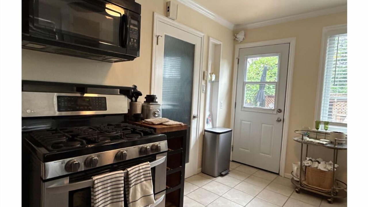 Photo of Kitchen in Central San Mateo
