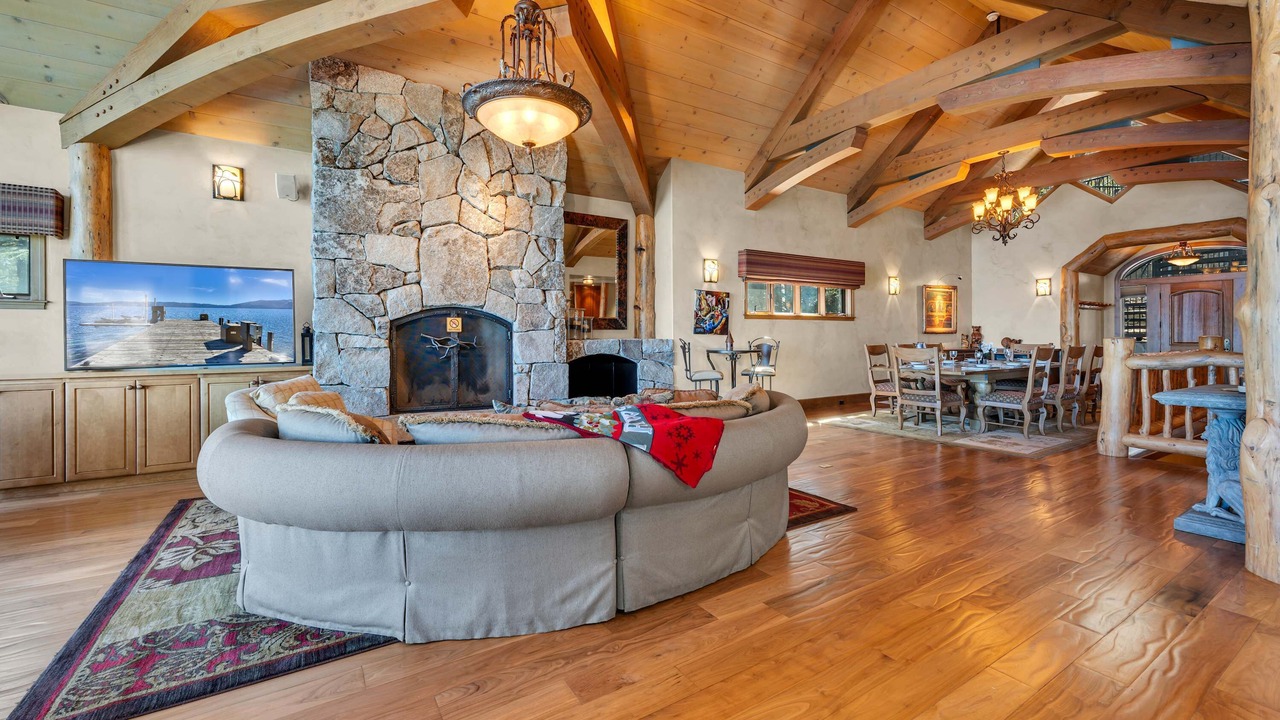 Photo of Livingroom in South Lake Tahoe