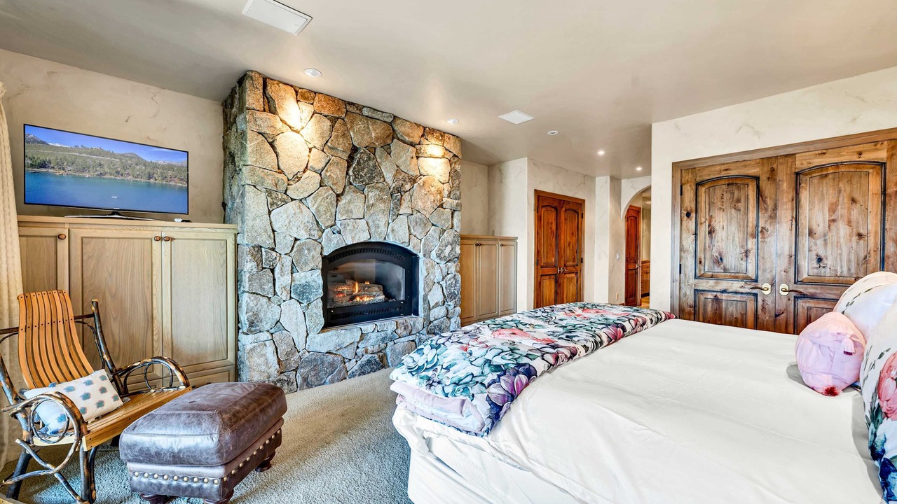 Photo of Livingroom in South Lake Tahoe