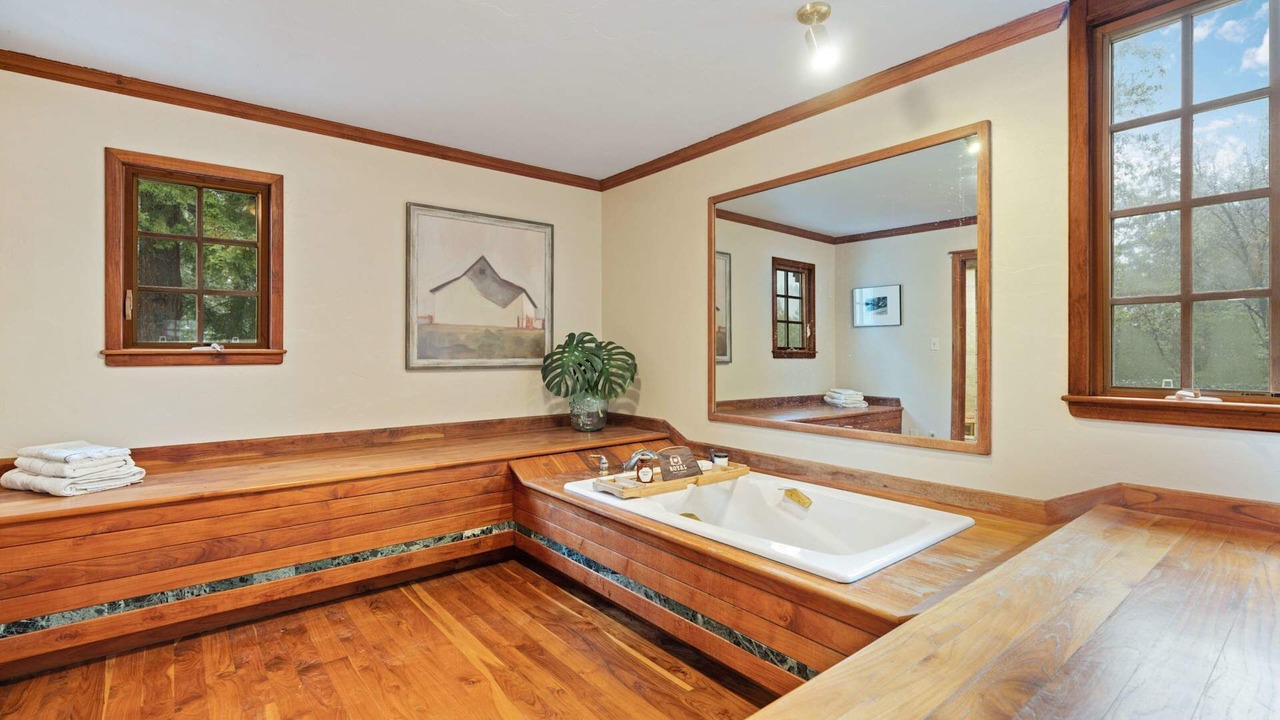 Photo of Bathroom in Brookdale