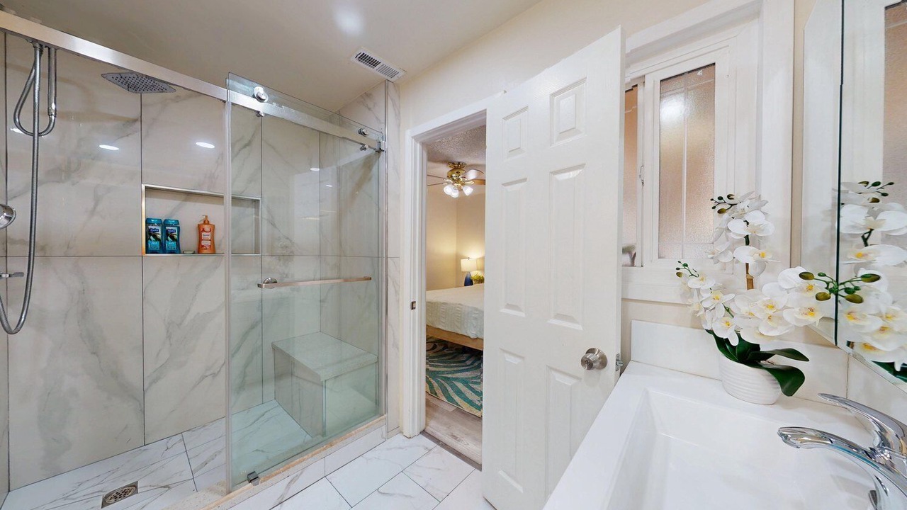Photo of Bathroom in Huntington Beach