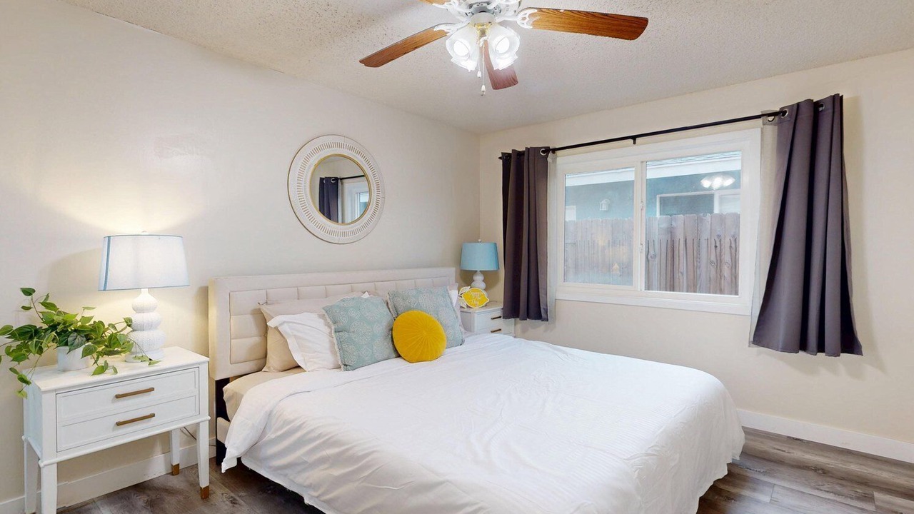 Photo of Bedroom in Huntington Beach
