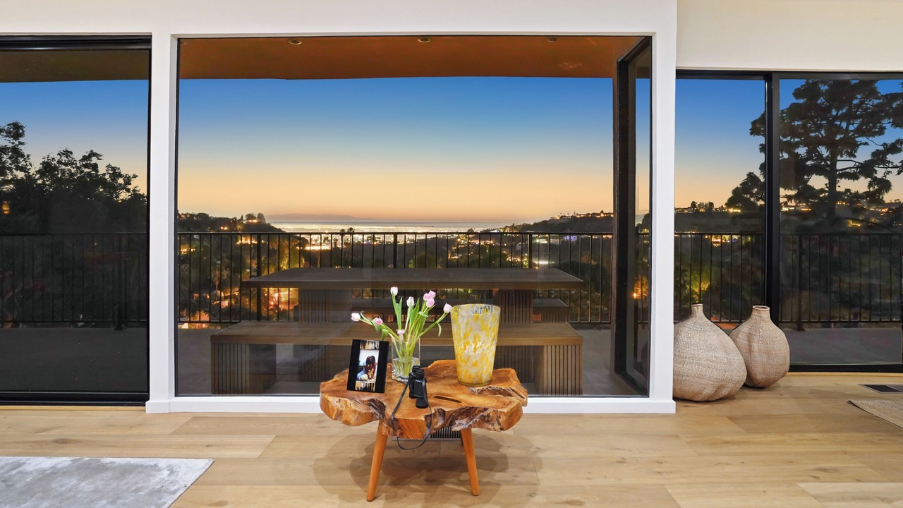 Photo of Patio Balcony in Nichols Canyon